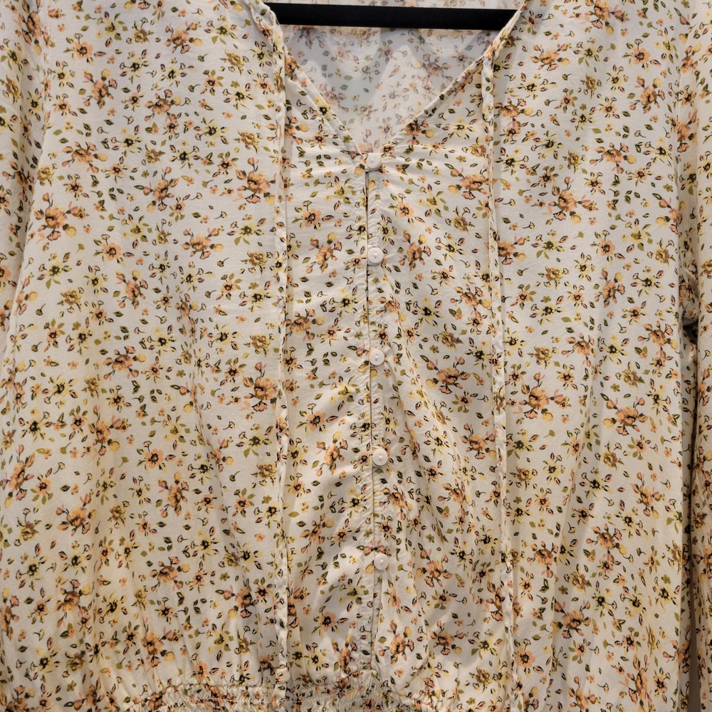 Bohemian Floral Cream Blouse - Picture 3 of 4